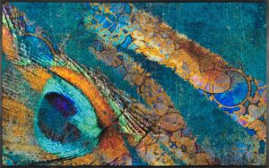 IMAGING EXOTIC PAVO